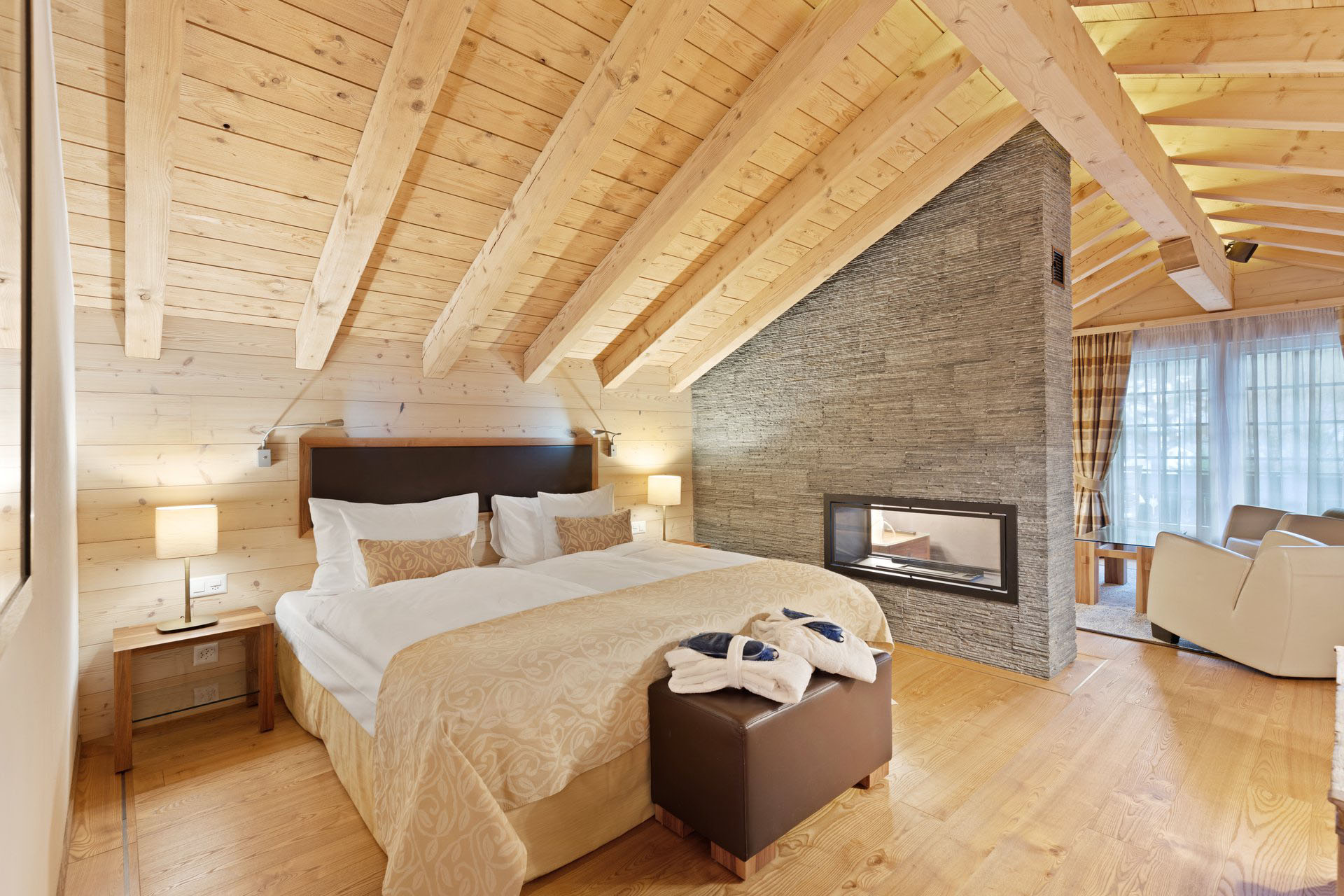 Chalet Suite Matterhorn Bedroom - Grand Hotel Zermatterhof